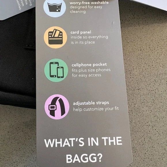 NWT Baggallini Black Triple Zip Bag - Picture 6 of 6